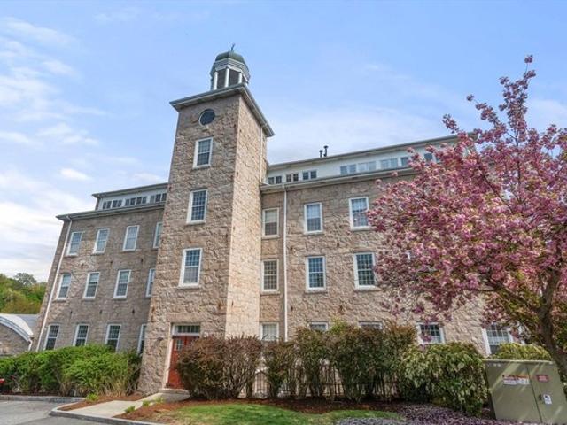 Condo for sale in Dedham, Massachusetts