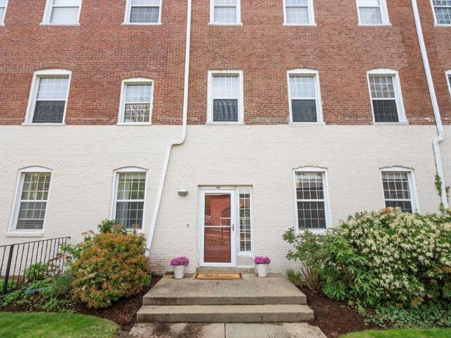 Condo for sale in Dedham, Massachusetts