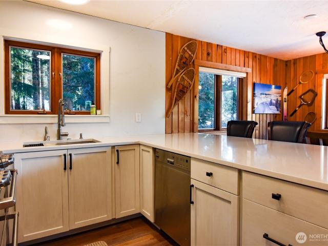 House for sale in Snoqualmie Pass