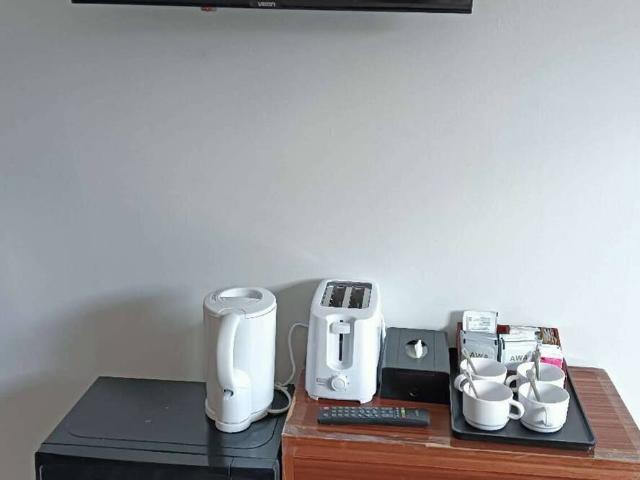 House for rent in London Borough of Redbridge, Greater London