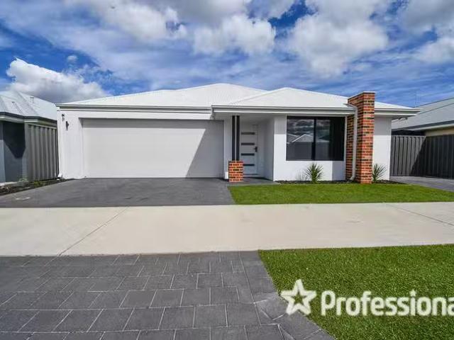 House for rent in Erskine House for rent in Erskine