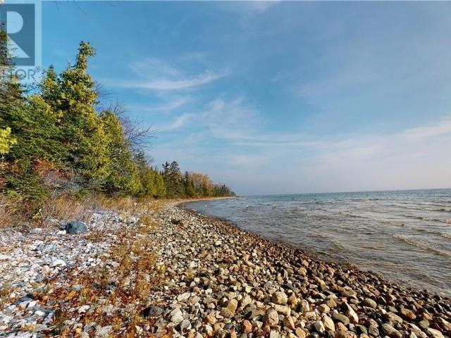 Land for sale in Northeastern Manitoulin, Ontario