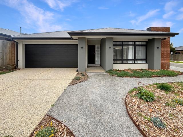 Apartment for rent in Leopold, Victoria