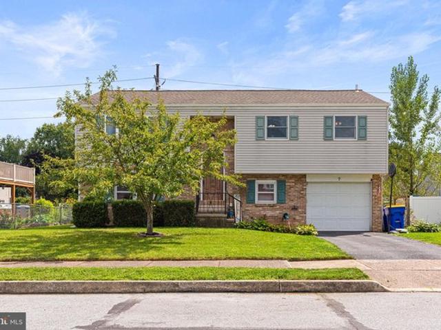 House for sale in Cumberland, Pennsylvania