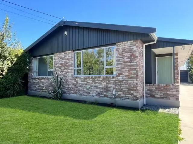 House for rent in Chaslands, Canterbury