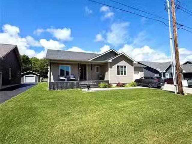 House for sale in Stephenville, Newfoundland And Labrador