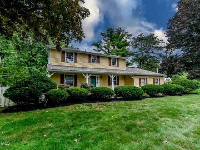 House for sale in Saratoga, New York