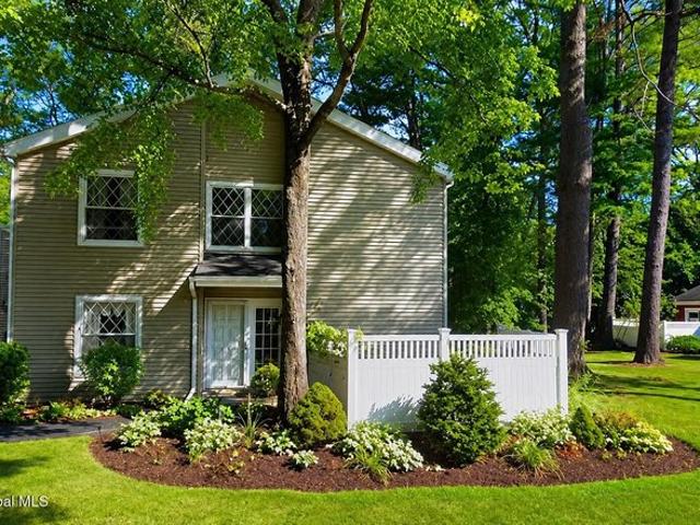 Condo for sale in Delmar, New York