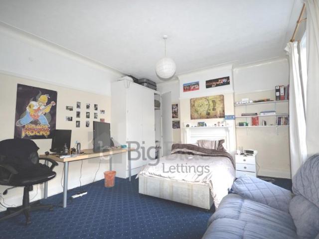House for rent in Headingley Hill, Headingley