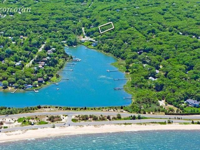House for sale in Wainscott, New York