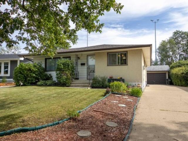 House for sale in Sherwood Park, Alberta