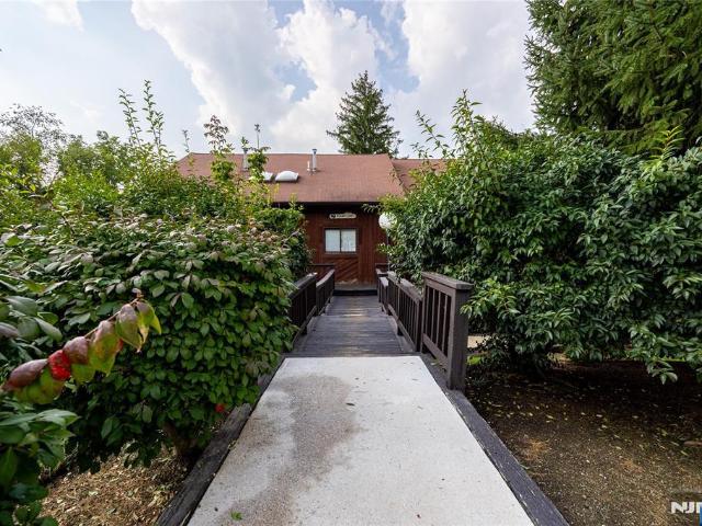 Townhouse for sale in Glenwood, New Jersey