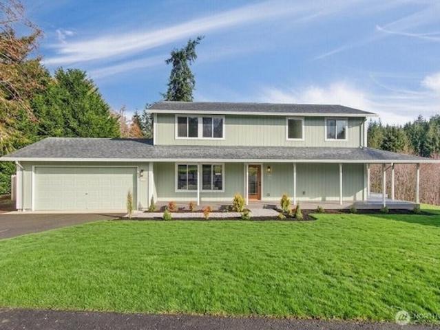 House for sale in Cathlamet, Washington