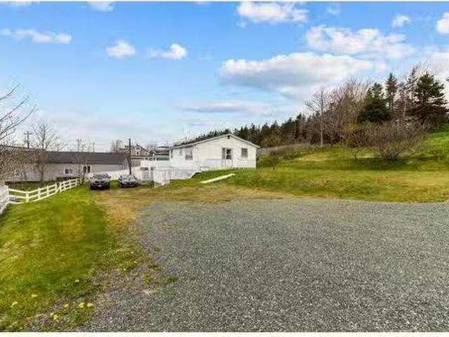 House for sale in Paradise, Newfoundland And Labrador