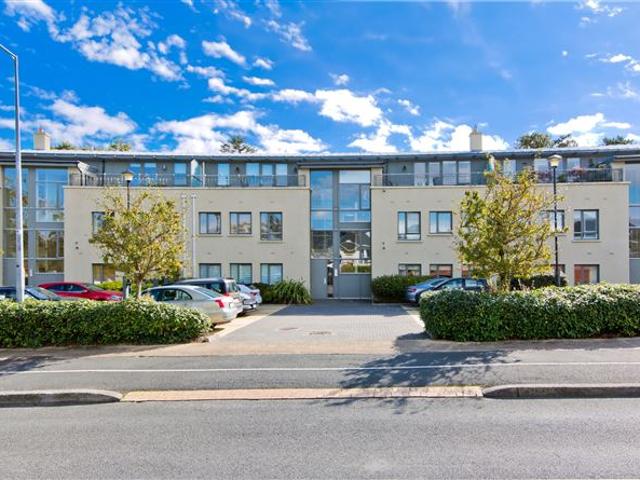 Apartment for sale in Carrickmines, North Tipperary