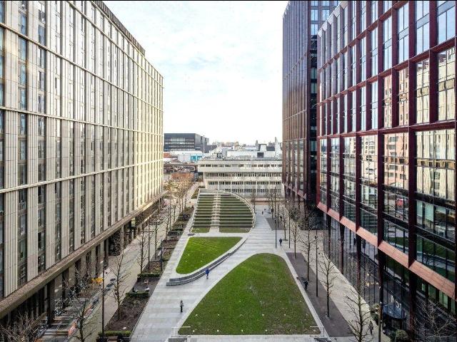 Apartment for rent in Circle Square, Manchester