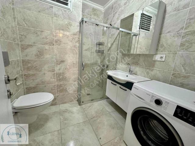 Ataşehir, İstanbul içerisinde kiralık mülk