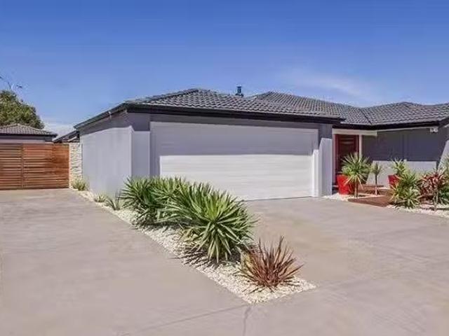 House for rent in Secret Harbour, Western Australia