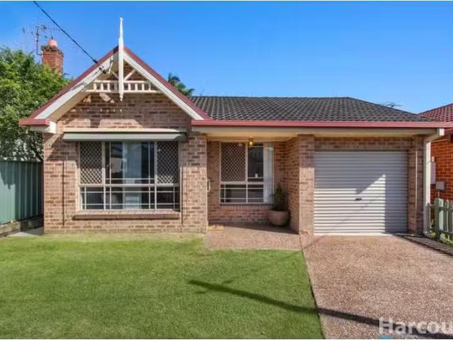 House for rent in Newcastle, Newcastle-Maitland