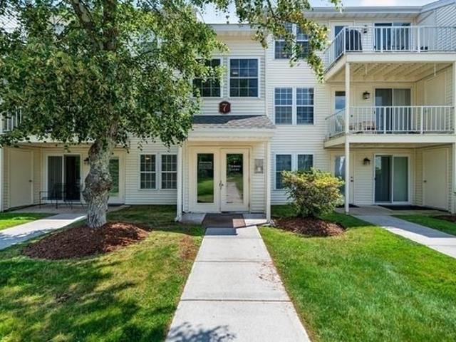 Condo for sale in Natick, Massachusetts