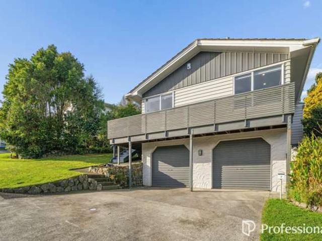 House for sale in Days Bay, Wellington