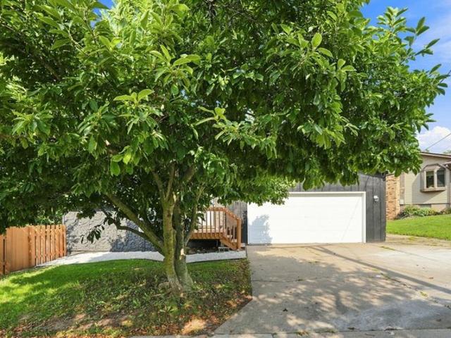 House for sale in Coal Valley, Illinois