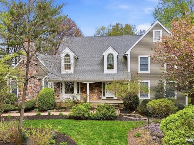 House for sale in Mahwah, New Jersey
