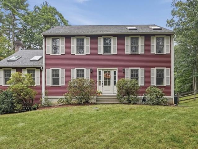 House for sale in Shirley, Middlesex County