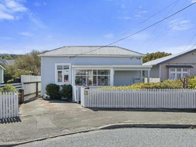 House for sale in Days Bay, Wellington