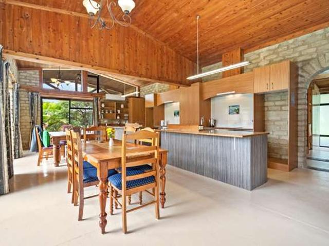 House for sale in Matapouri, Northland