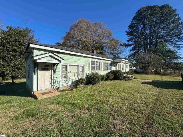 House for sale in Travelers Rest, South Carolina