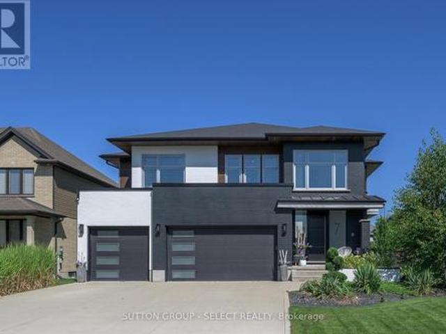 House for sale in Thames Centre, Ontario