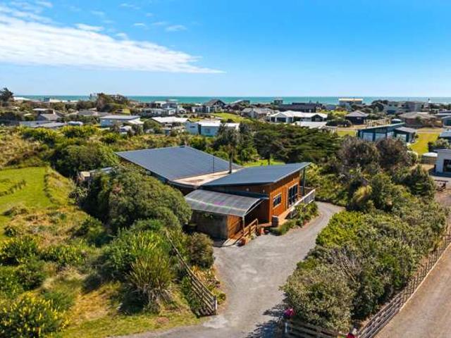 House for sale in Waitārere Beach, Horowhenua District