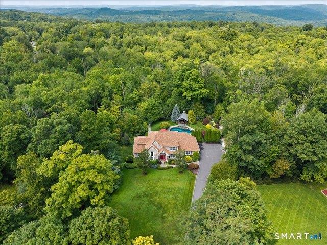 House for sale in New Fairfield, Connecticut