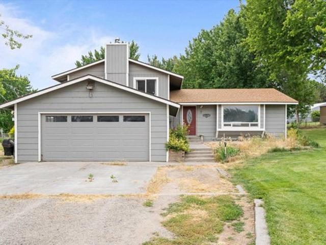 House for sale in Benton City, Washington