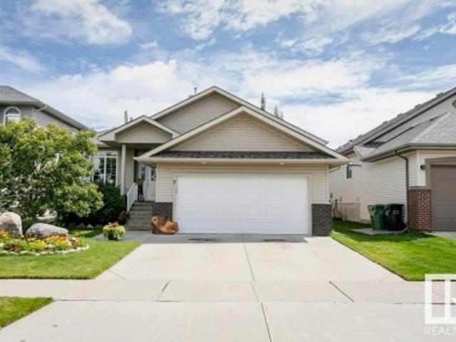 House for sale in Leduc House for sale in Leduc