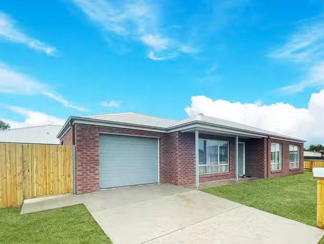 House for rent in Portland North, Victoria