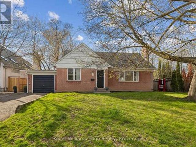 House for sale in Oakville, Ontario