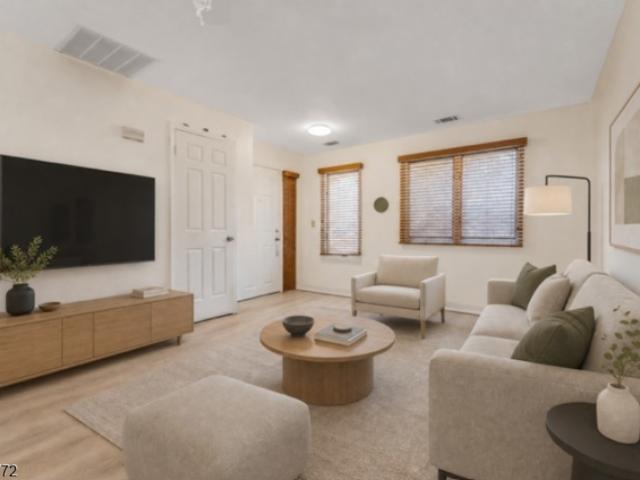 Townhouse for sale in Annandale, New Jersey