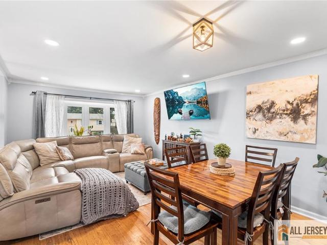House for sale in Middlesex, New Jersey