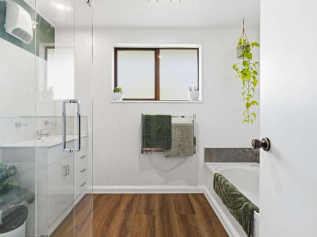 House for sale in Otakou