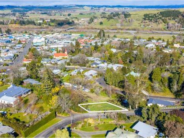 Land for sale in Waipawa