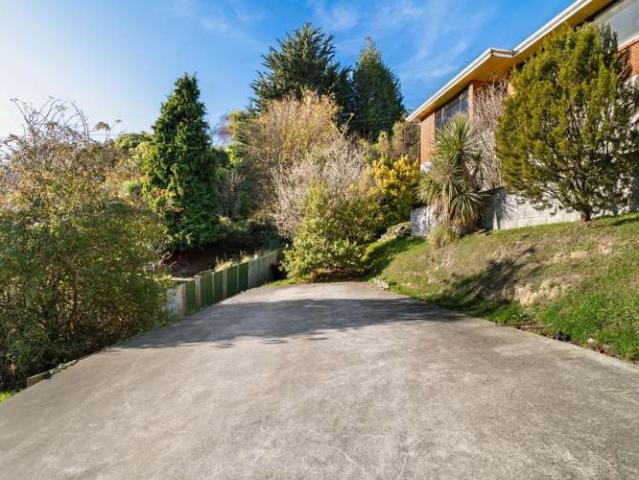 House for sale in Otakou