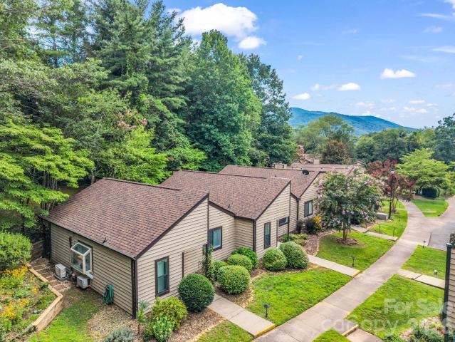 Townhouse for sale in Black Mountain, North Carolina