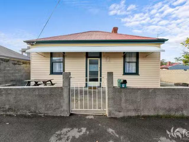 House for rent in North Hobart