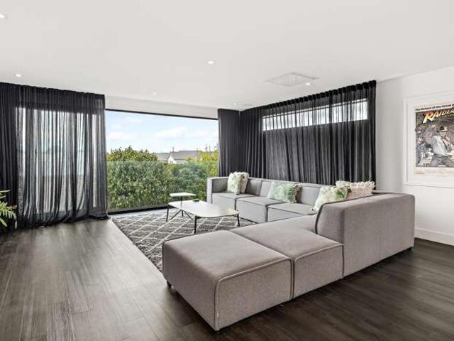 House for sale in Point Wells, Rodney