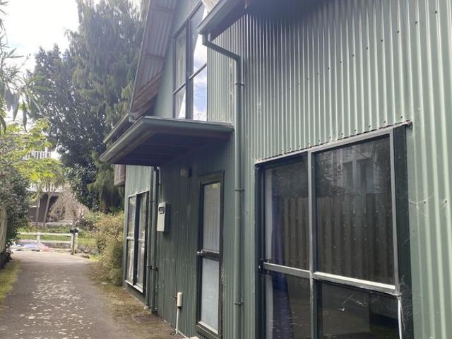 Apartment for rent in Kensington, Dunedin