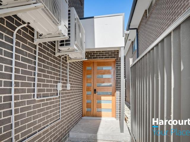 Apartment for rent in Jordan Springs East, Sydney