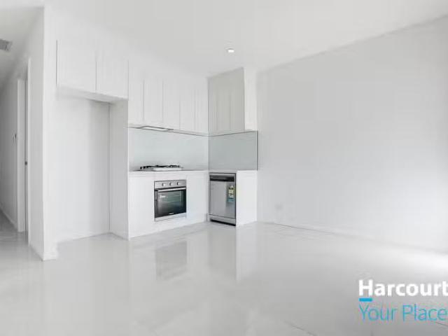 House for rent in Jordan Springs East, Sydney