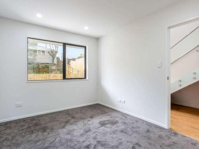 Townhouse for sale in New Lynn